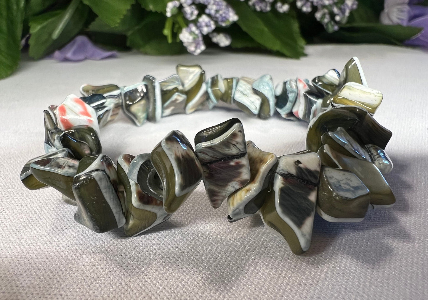 Green Dyed River Shell Chips stretchy bracelet.
