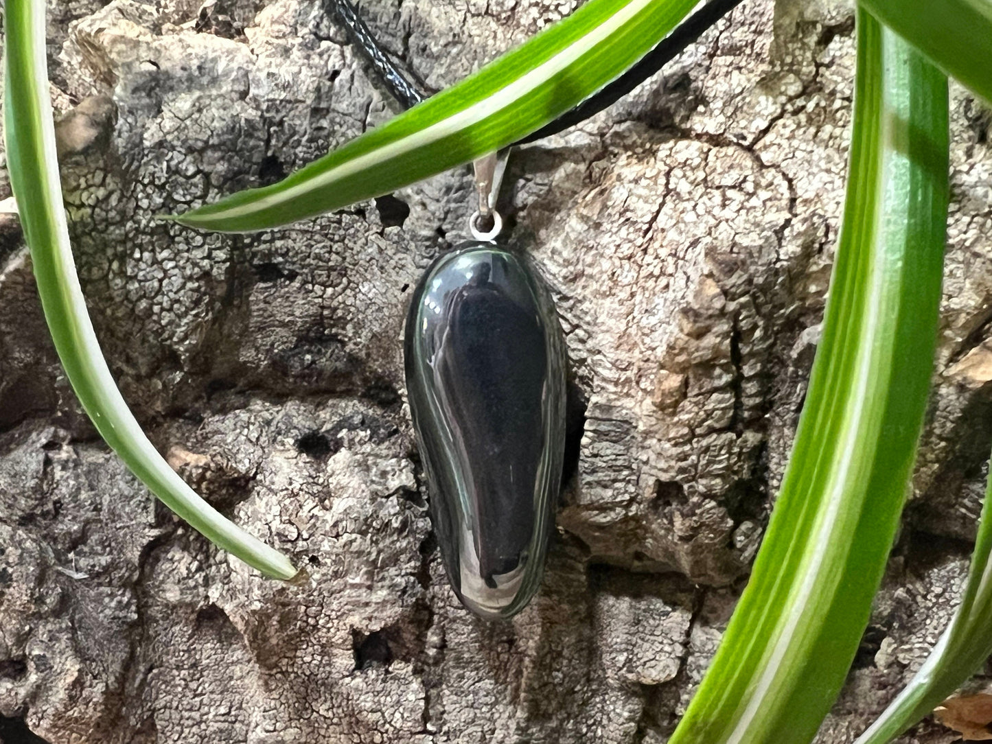 Raw gemstones wax cord adjustable necklace, raw crystals adjustable chocker, healing pendant.