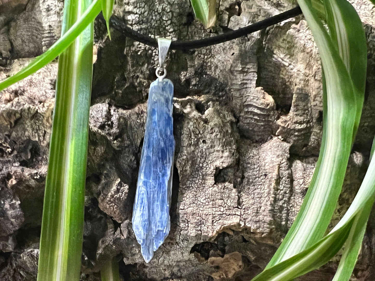 Raw gemstones wax cord adjustable necklace, raw crystals adjustable chocker, healing pendant.