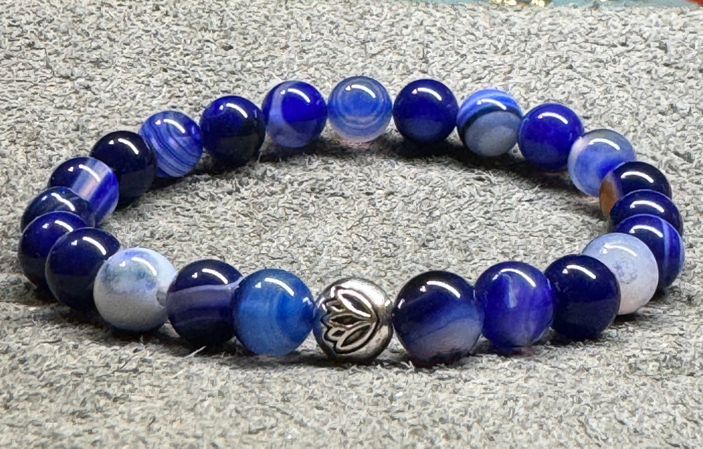 8mm Blue Dragon Vein Agate Beaded Stretch Bracelet with a Lotus Silver Bead.