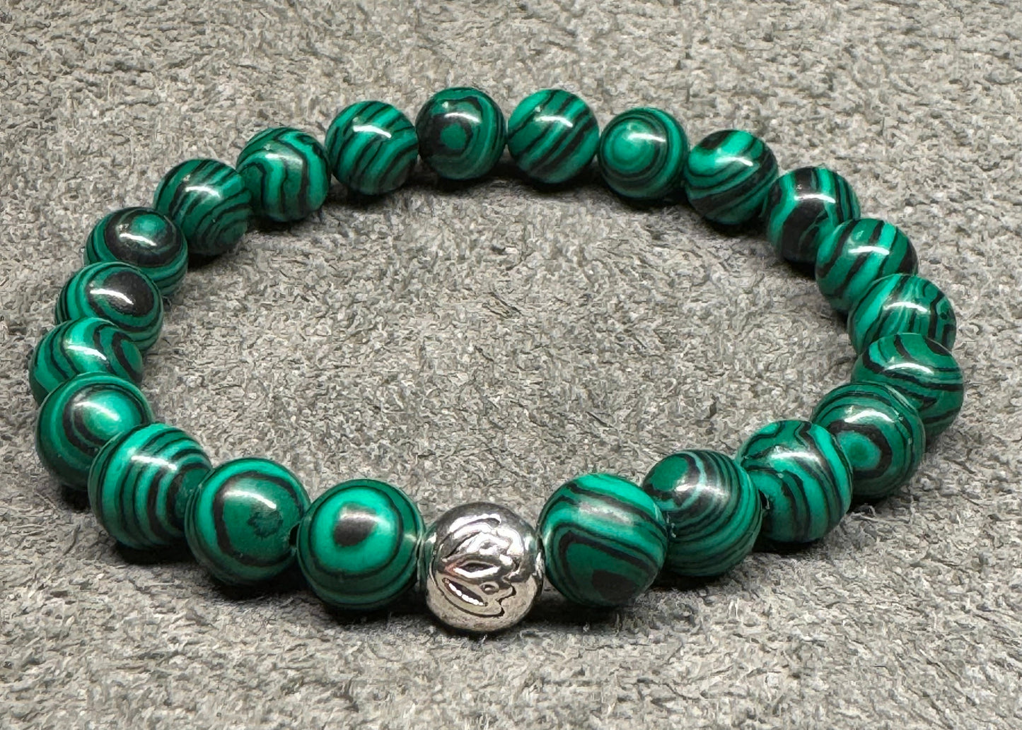 8mm Green Malachite Gemstone Stretchy Bracelet with a Lotus Silver Bead.