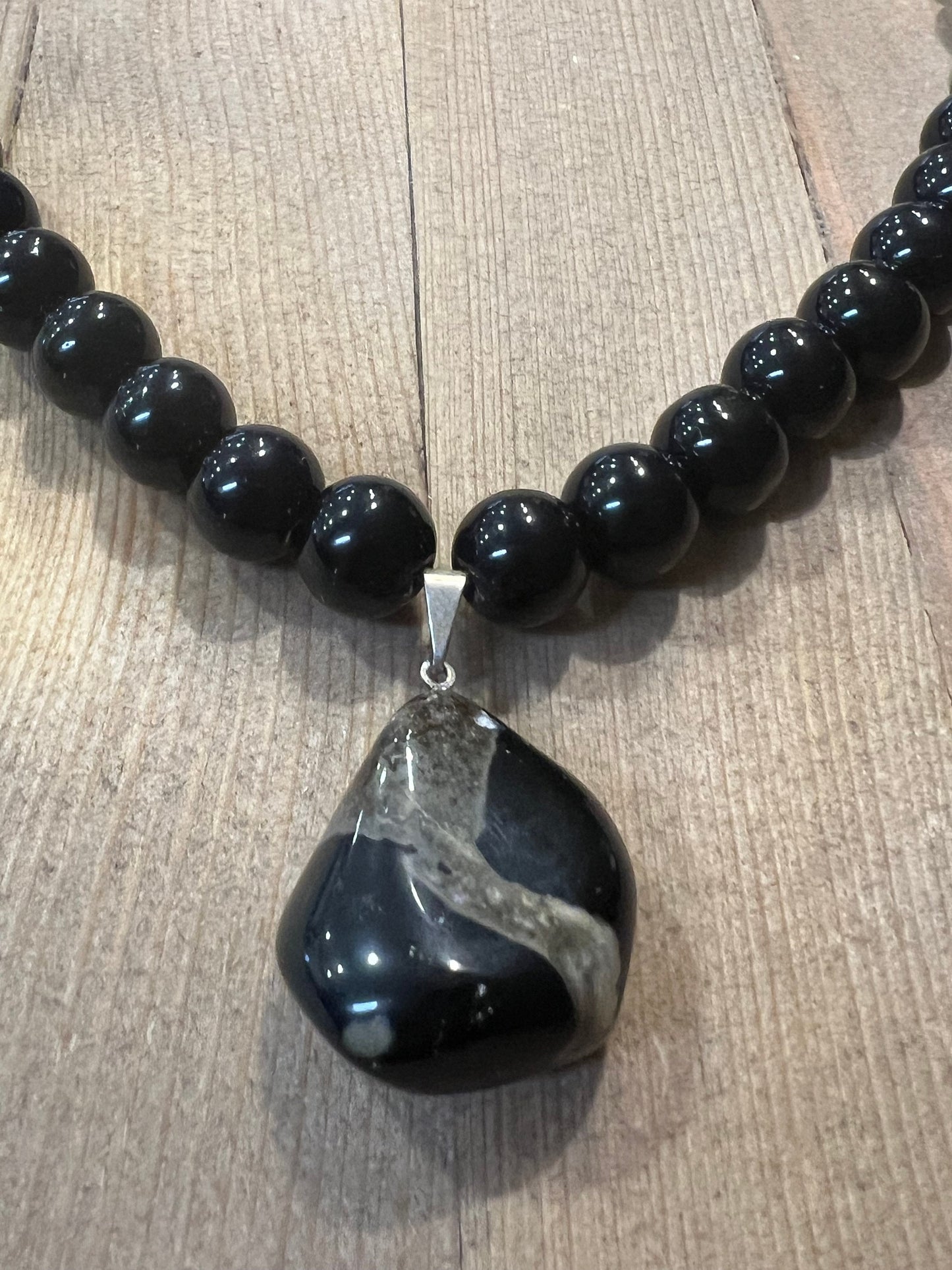 Black Onyx 10mm Beads Chocker Necklace with Pendant.